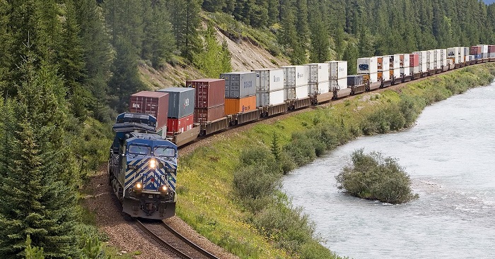 vận chuyển hàng hóa bằng đường sắt